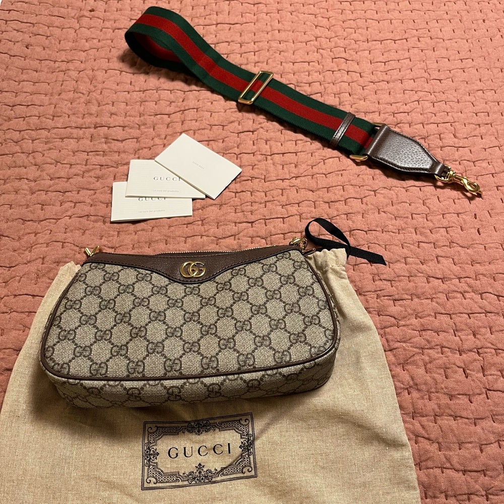 Authentic Gucci Ophidia Small Shoulder/Crossbody Bag - used only twice!